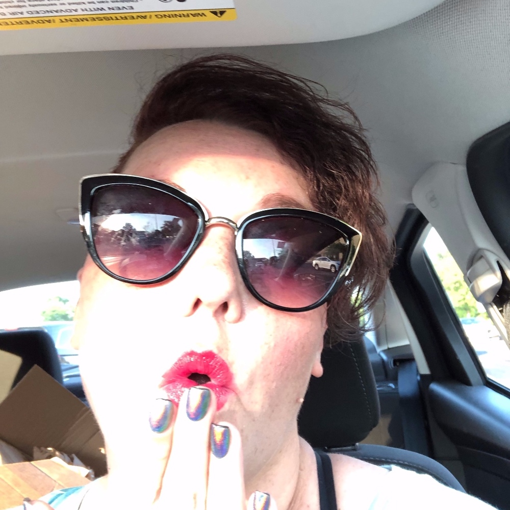 Meet your Posher, Dommi